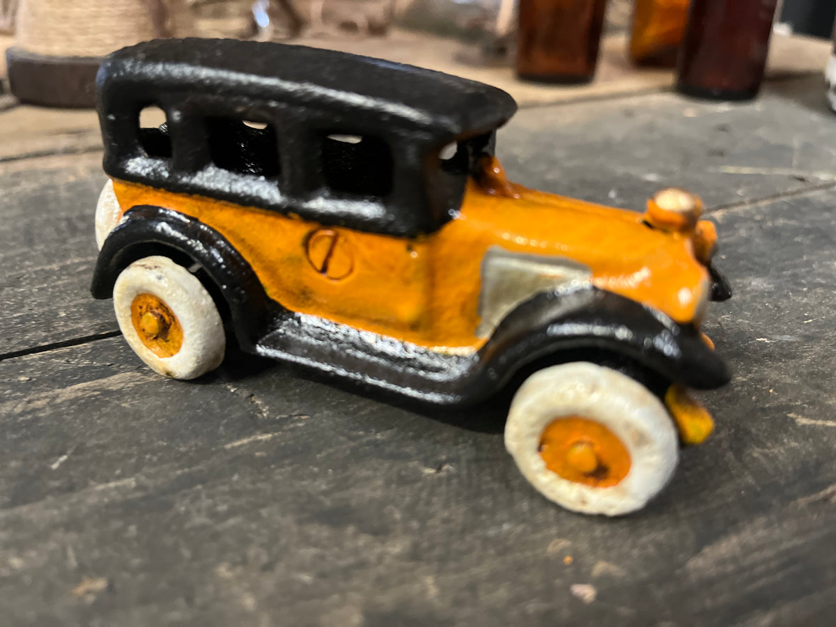 Vintage Sedan Car – The OLDE Farm Store