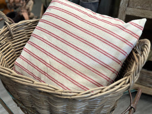 Country Farmhouse Red Cushion